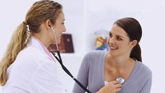 接吻、夾菜、共用牙刷 幽門螺桿菌的傳播與預防真相